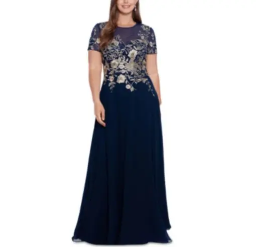 Betsy & Adam Plus Size Embroidered Cap Sleeve Gown 16W