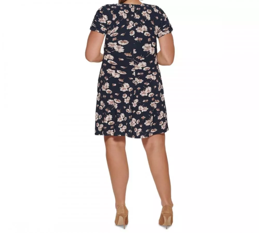 Tommy Hilfiger Plus Size Floral-Print Ruched- Sky Captain.latte 14W - Image 3