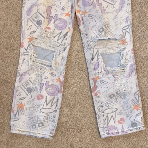 Madden Girl Graphic Graffiti Jeans 30 - Image 4