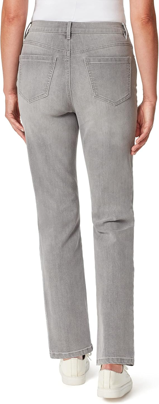 Gloria Vanderbilt Women's Amanda Classic Straight Jeans - Tybee Wash 10 AVG - Image 3