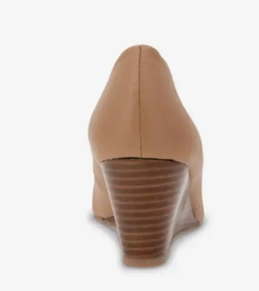 Andre Assous Khloe Wedge Shoes Camel 8 - Image 3