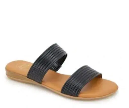 Andre Assous Nabila Flat Sandal Black 7