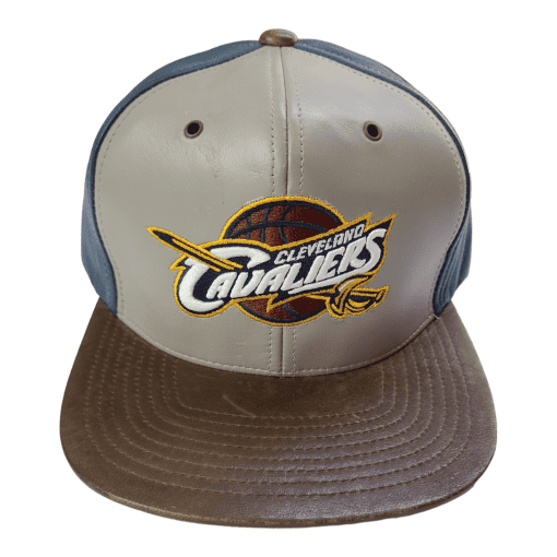 Cleveland Cavaliers Hat Cap Snap Back Grey Mitchell & Ness Basketball NBA. One size