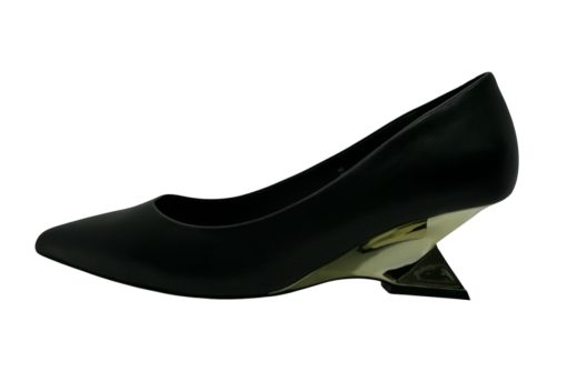 BCBGMAXAZRIA Haliston Black Pump