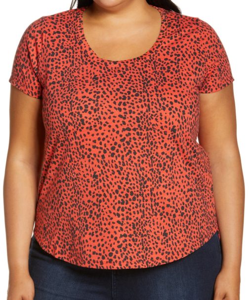 Vince Camuto Animal Print T-Shirt in Passion Fruit at Nordstrom, Size 2X