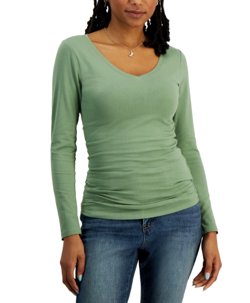 Aveto Juniors Sage Green V-Neck Long Sleeve Top - L - Women's Shirts