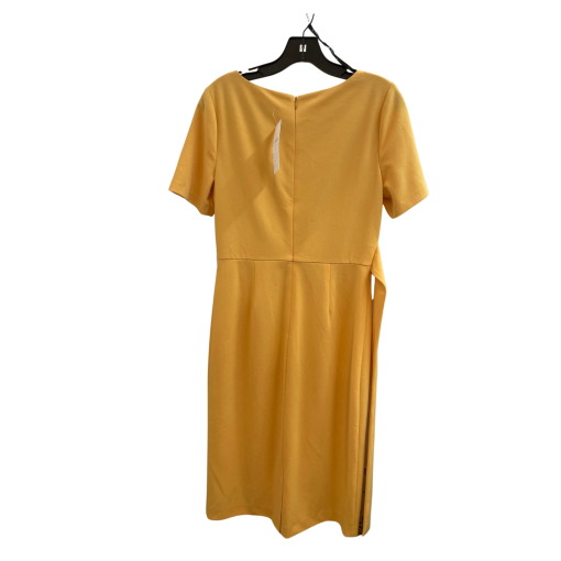 Tahari Yellow Sheath Dress Size 6 - Work Dress - Image 2