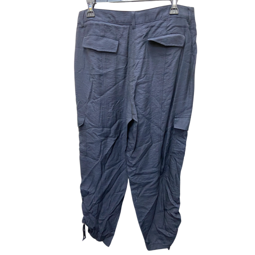 DKNY Navy Cargo Pants Size 6 Women's Pants - Image 2