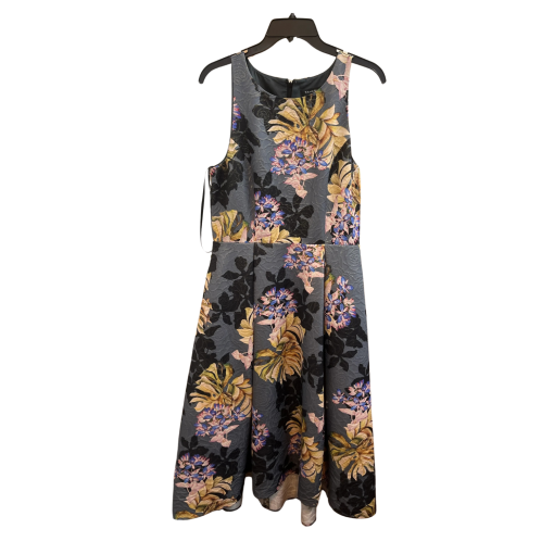 Tahari ASL Floral Fit & Flare Dress Gray Size 6 - Cocktail