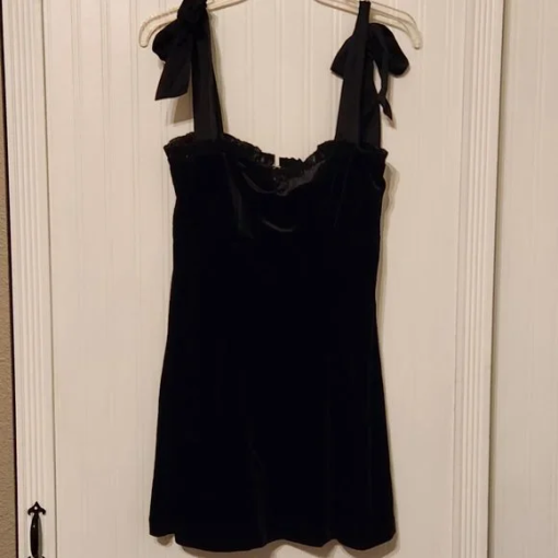 Danielle Bernstein Black Velvet Mini Dress - Party Dress - Size M - Image 2